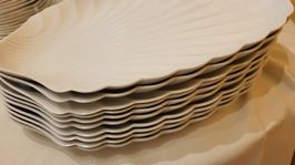 Schöne Serviertellere in Muschelform, Top Zustand. 10 st