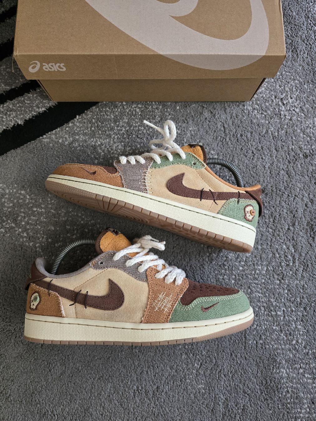 Scarpe da uomo: Jordan 1 Low Voodoo – Nuovo (secondo la descrizione) da Bôle venduto da A_Kickstory 1