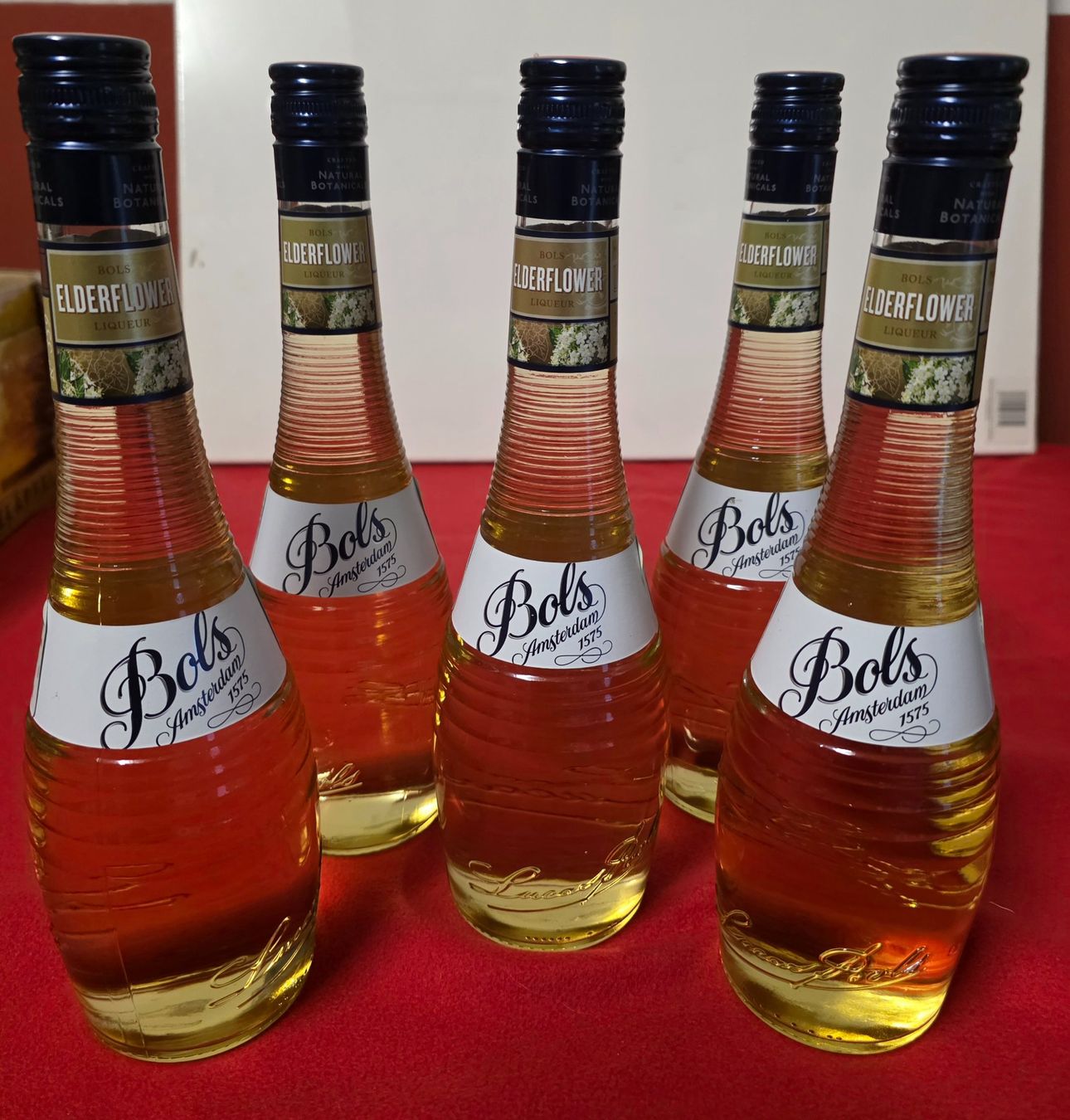 Bevande alcoliche: BOLS ELDERFLOWER LIQUEUR  NEU UNGEÖFFNET 5 Fl. – Nuovo (secondo la descrizione) da Schönenwerd venduto da 1952kv