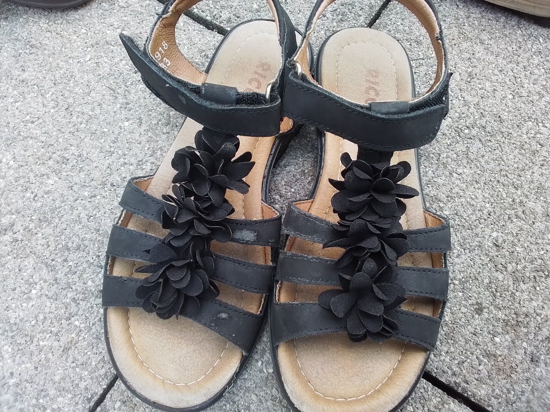 Schuhe für Mädchen: 3 Stk. Sandaletten 33/34 – Gebraucht aus Heimberg von sunny1970 6