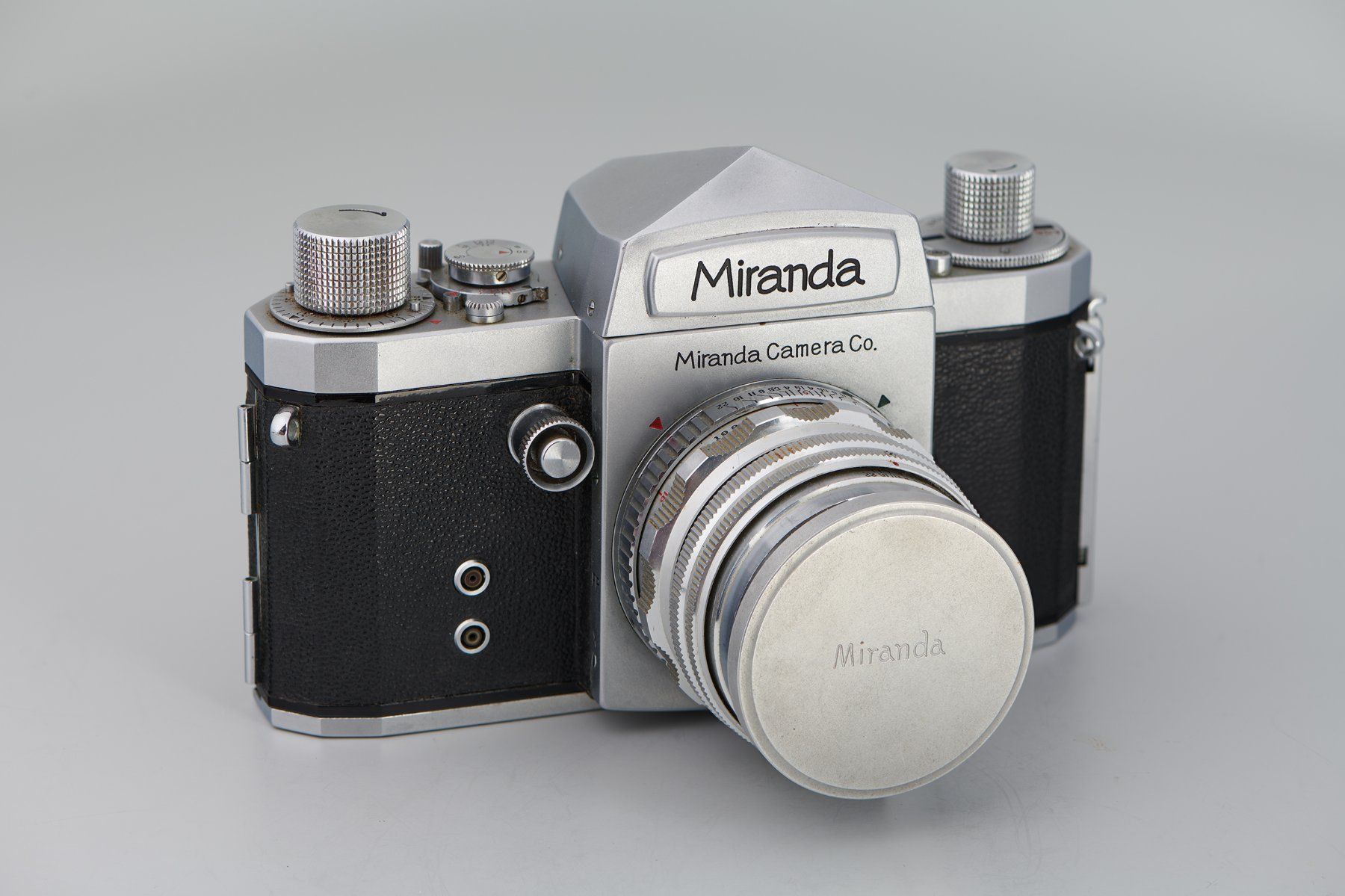 Miranda Fotocamera: Seltene Miranda T mit Soligor 50mm 1.9 – Usato da Neuhausen venduto da Gologorizza 3