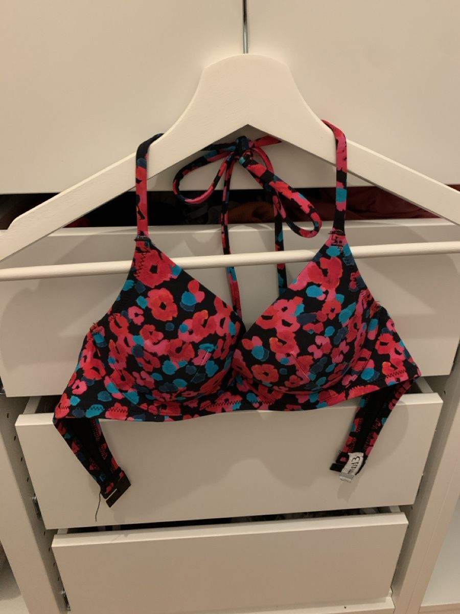 Etam Costumi da bagno & Bikini: Haut de maillot de bain fleuri – Usato da Prangins venduto da val_2c72