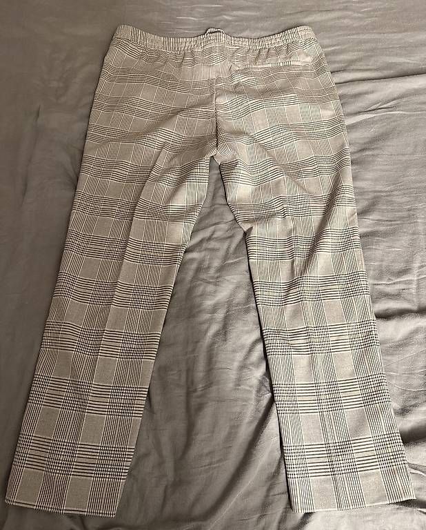 Hosen: Karierte Hose hellbeige – Gebraucht aus Wädenswil von dom_pz5d 2