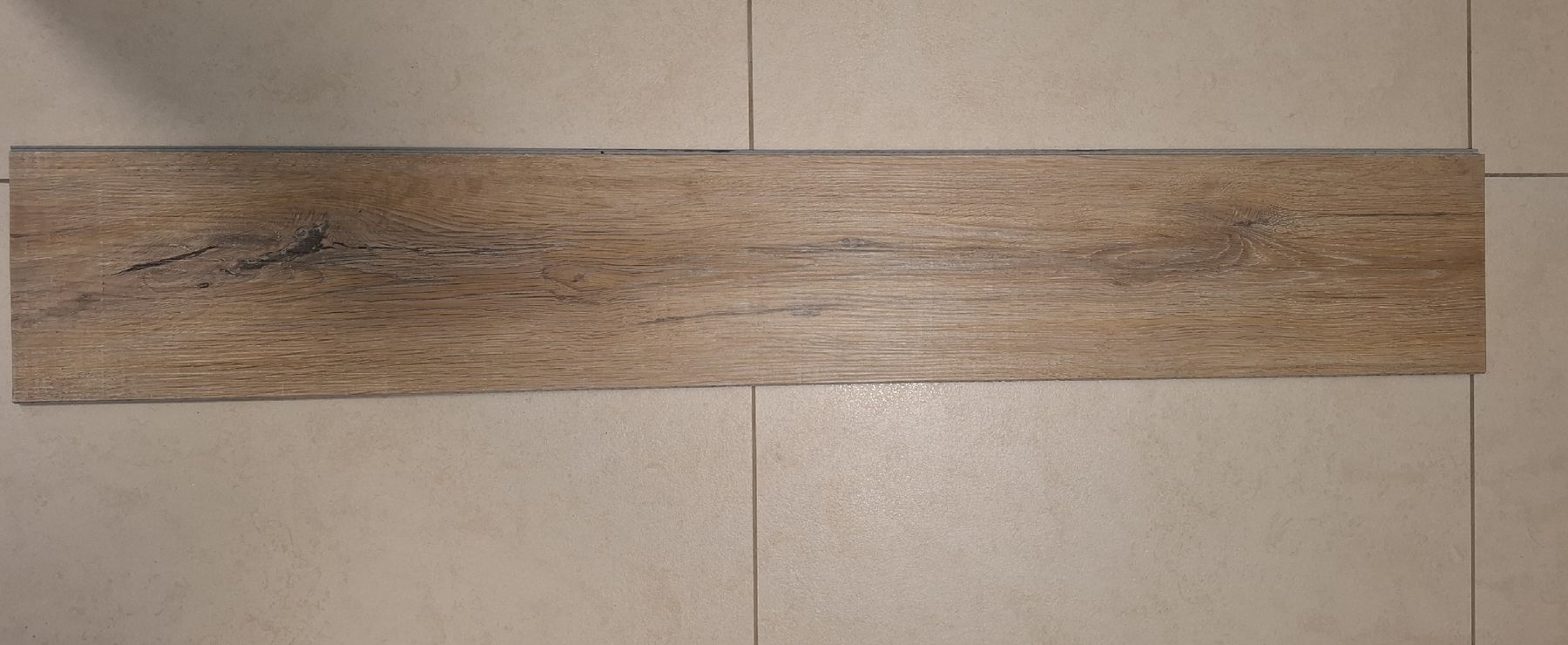 Bodenbeläge: Vinylboden Eiche Holzoptik – Gebraucht aus Lostorf von NathanjaB