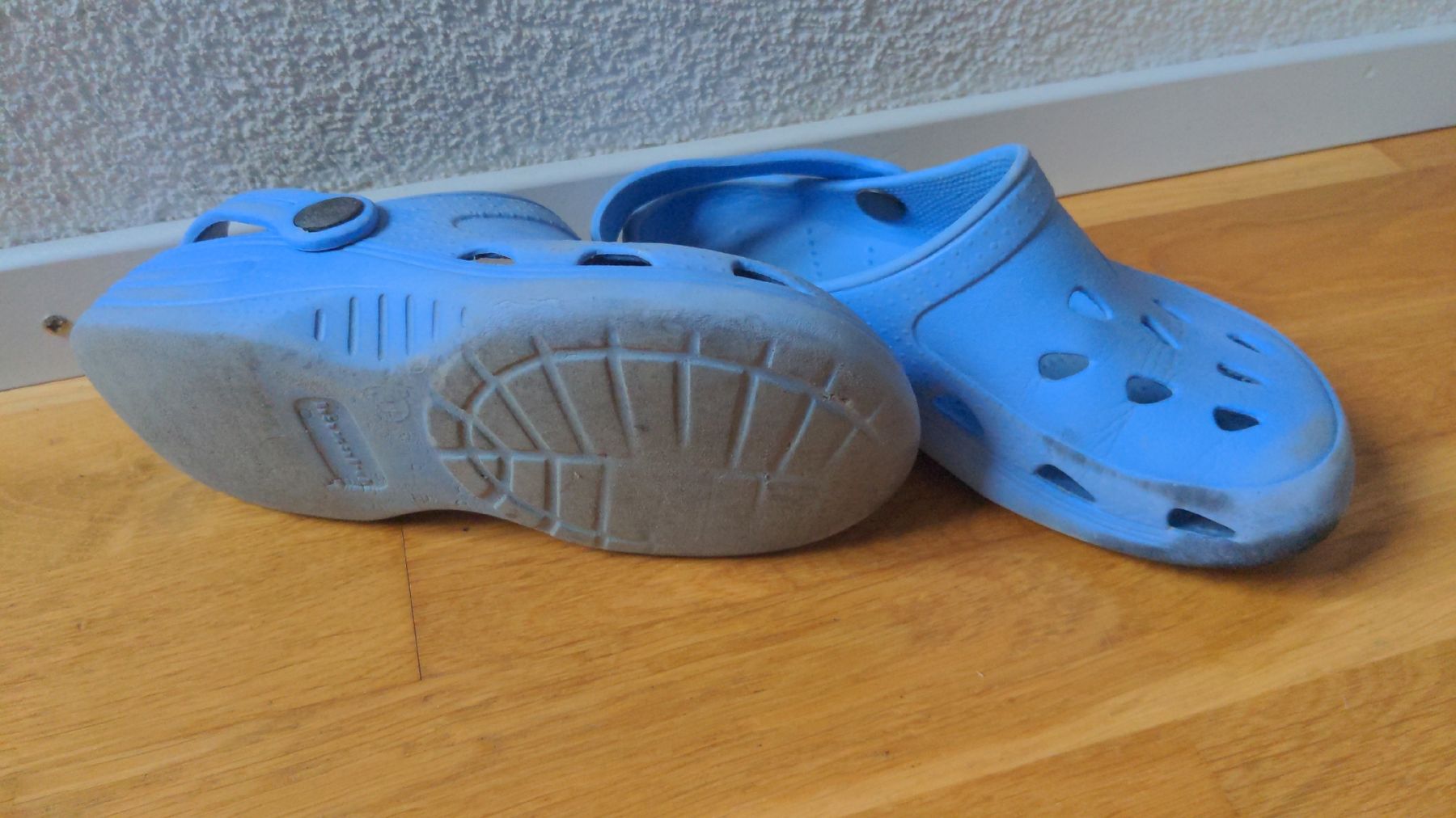 Scarpe per ragazzi: 3 Paar Kinderschuhe Gr.31 – Usato da Sutz venduto da Rawypp 2