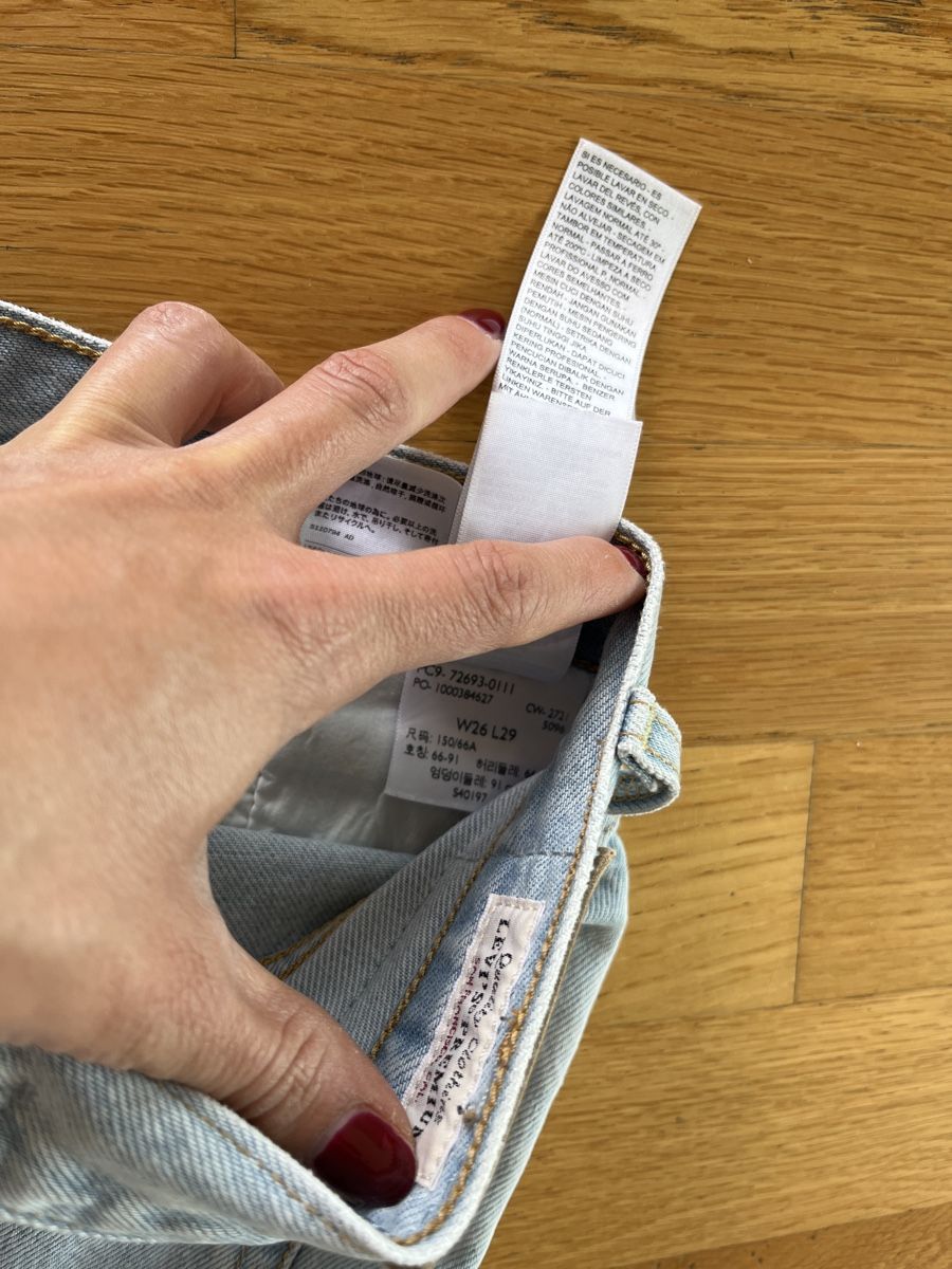 Levi's Jeans: Levi's Ribcage Straight Ankle Jeans, hellblau, Grösse 26 – Gebraucht aus Zürich von ufe_f5q5 3