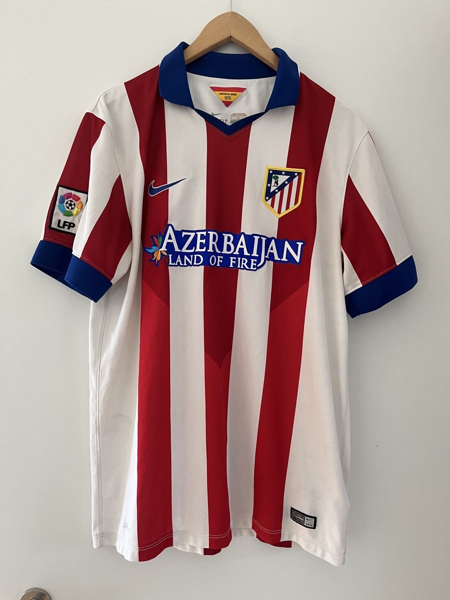 Canottiere & Pantaloni: Trikot Atletico Madrid  – Usato da Allschwil venduto da MaloseS08
