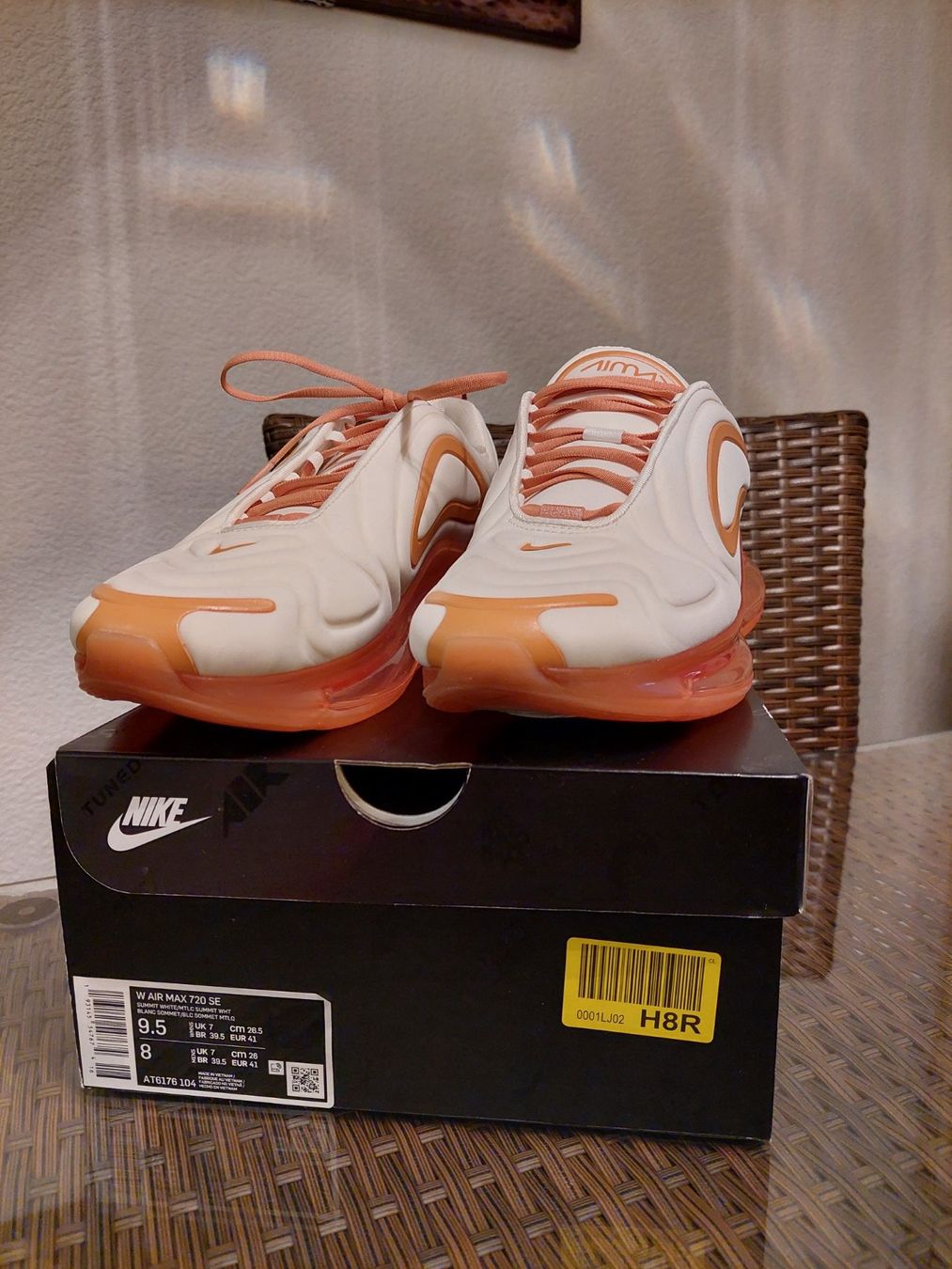 Nike Scarpe da donna: AIR MAX 720 SR GR 41 – Usato da Emmenbrücke venduto da Dior09