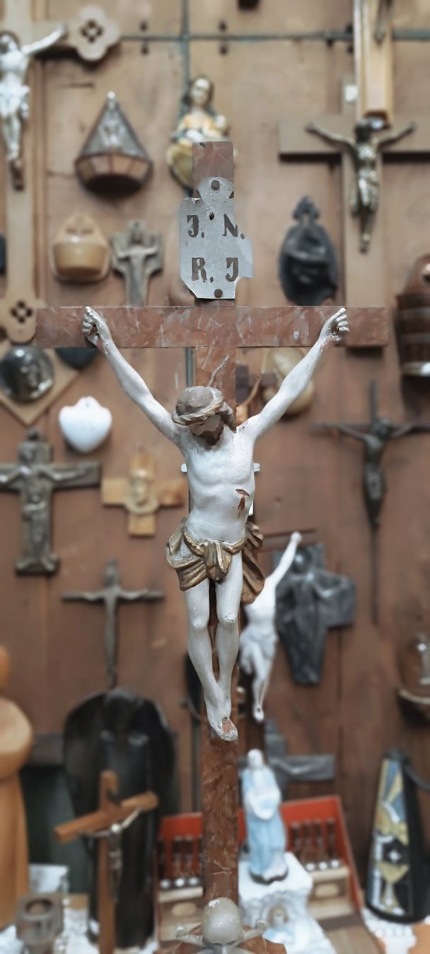 Statuette: Jesus Kreuz JNRJ ca.1840 – Usato da Reiden venduto da Zofi-Brocki 3