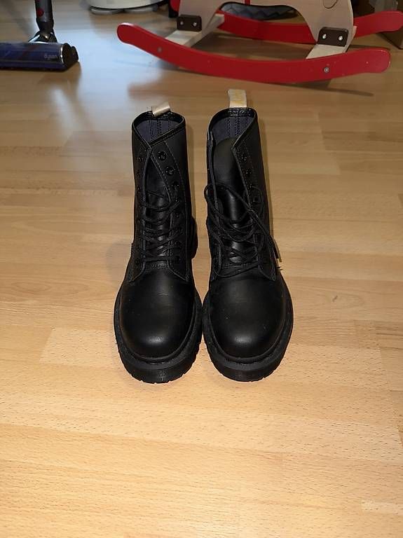 Dr. Martens Scarpe da donna: Dr. Martens Boots – Usato da Wallisellen venduto da Gpedrosa_