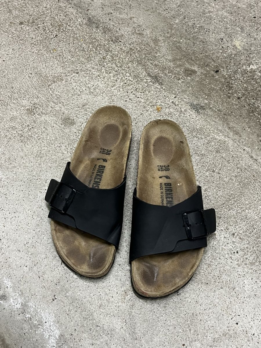 Birkenstock Damenschuhe: Birkenstock taille 38 – Gebraucht aus Lausanne von Papi_Turlup