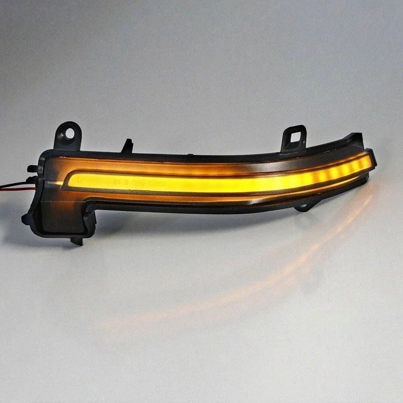 Tutti pezzi di ricambio auto: BMW Dynamische LED Blinker – Nuovo e nell'imballaggio originale da Volketswil venduto da Willis-Autoteile 1