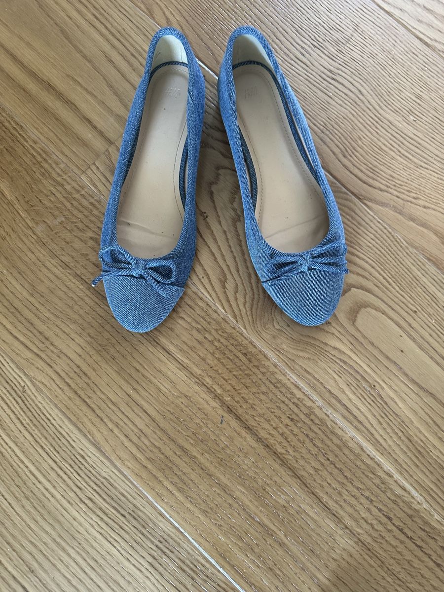 H&M Scarpe da donna: H&M Denim Ballet Flats Size 37 – Nuovo (secondo la descrizione) da Männedorf venduto da primavera22