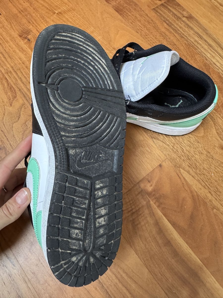Jordan Scarpe per ragazzi: Air Jordan Grösse 36,5 – Usato da Diepoldsau venduto da Bluesky1 1