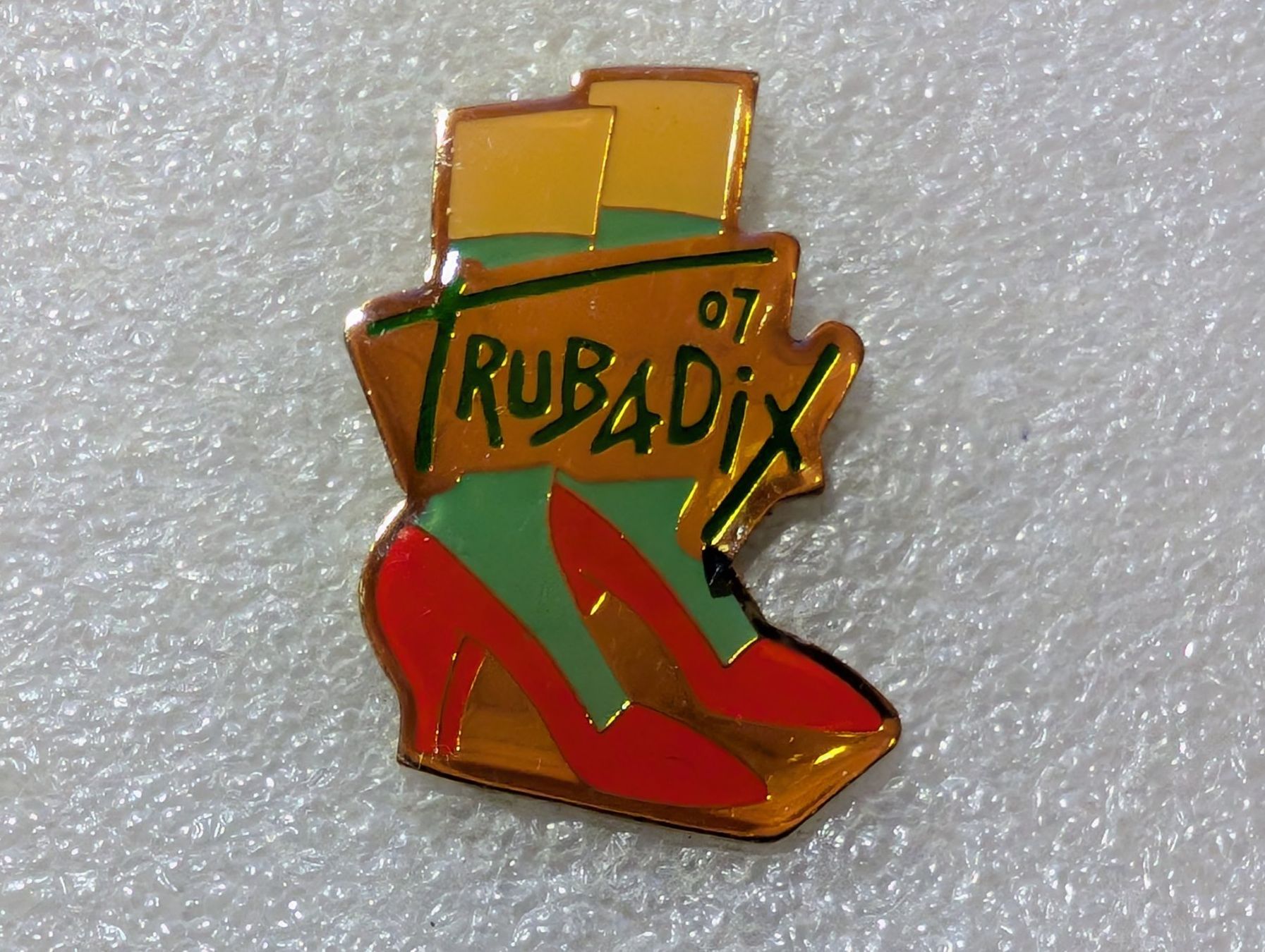 Placchette & Badge: Ansteckpin 107: Trubadix – Usato da Oppligen venduto da Pin-Fall-Shop