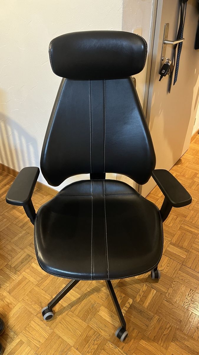 Sedie a rotelle: Office chair IKEA GRUPPSPEL – Usato da Rorbas venduto da nao_d8fz