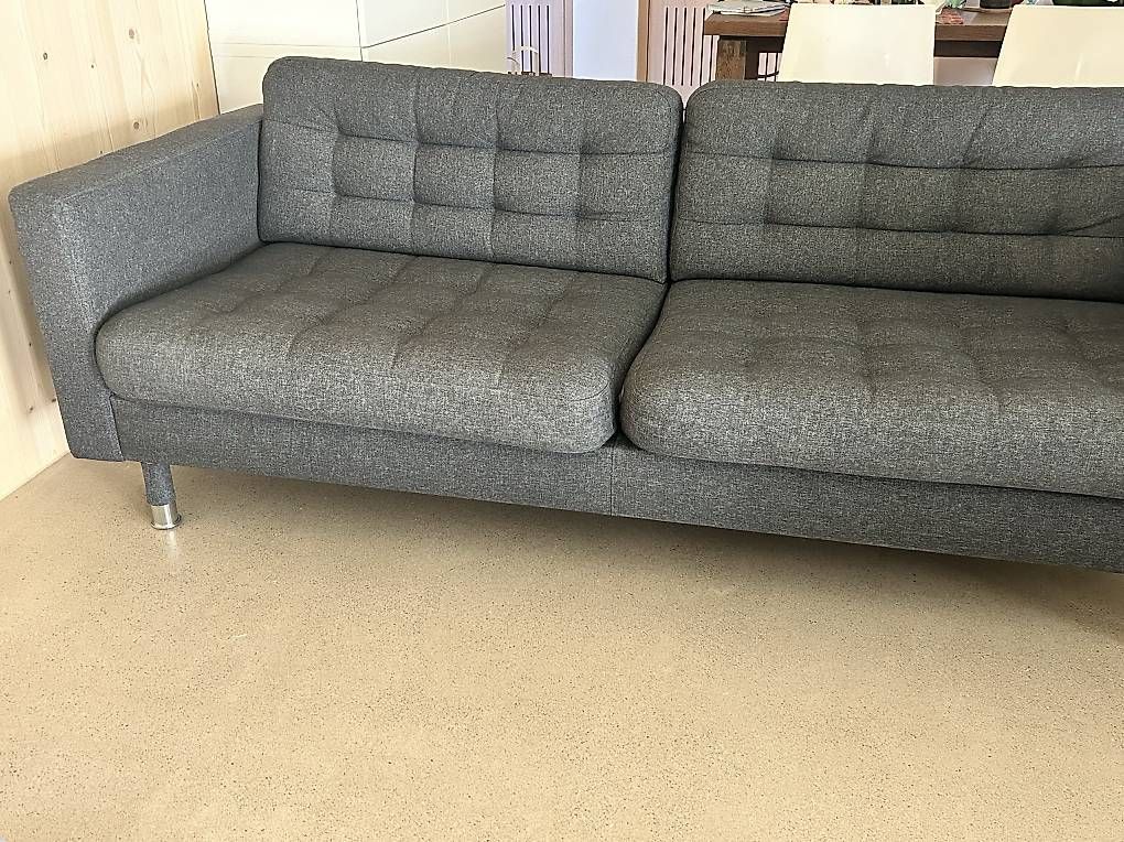 Sofas: Landskrona 3er-Sofa, dunkelgrau  – D'occasion à Killwangen par sea_vf7r 2