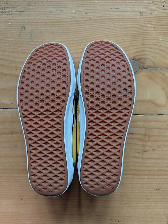 Scarpe da uomo: Vans jaunes et grises 42 – Usato da Villeret venduto da zouille9 3
