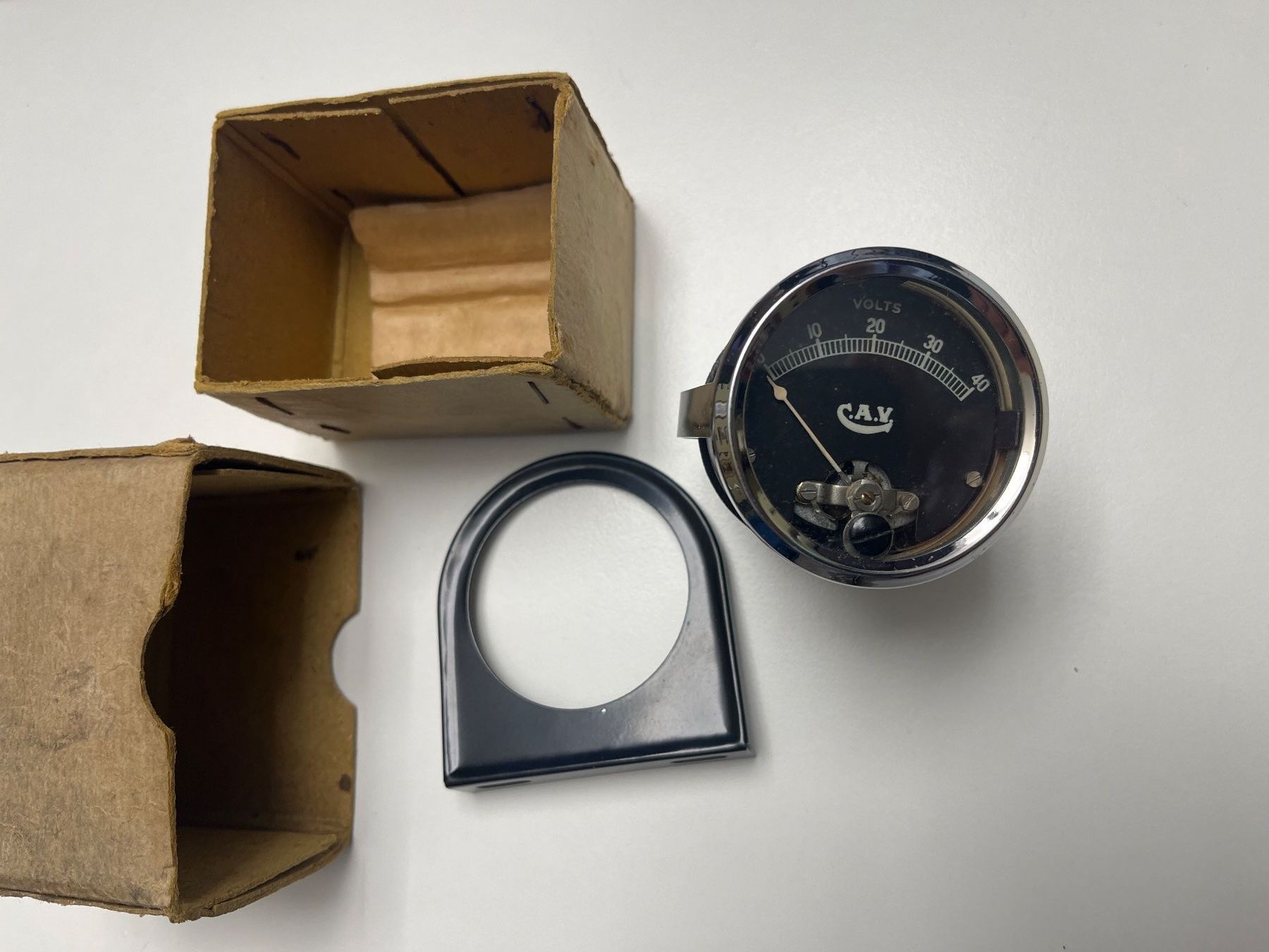 Land Rover Toutes les pièces auto: Land Rover - CAV Voltmeter - Oldtimer – Neuf (Voir description) à Sirnach par oli_82kd
