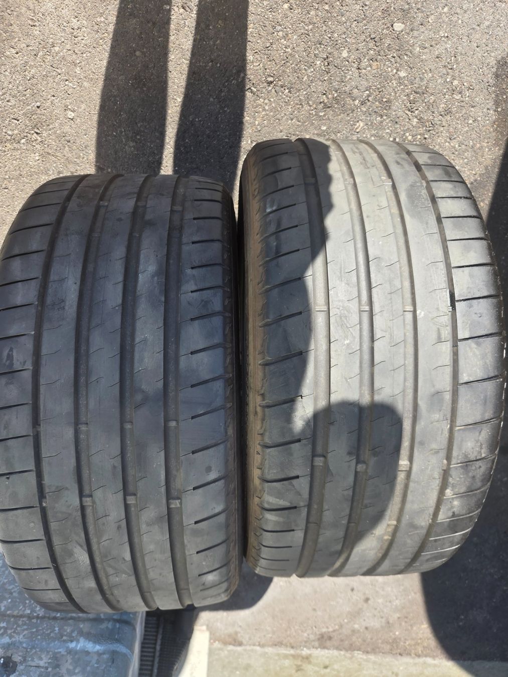 Pneumatici & Ruote complete: 235 / 45 R 19  95W Bridgestone – Usato da Fischbach-Göslikon venduto da Emanuel.Bardhi