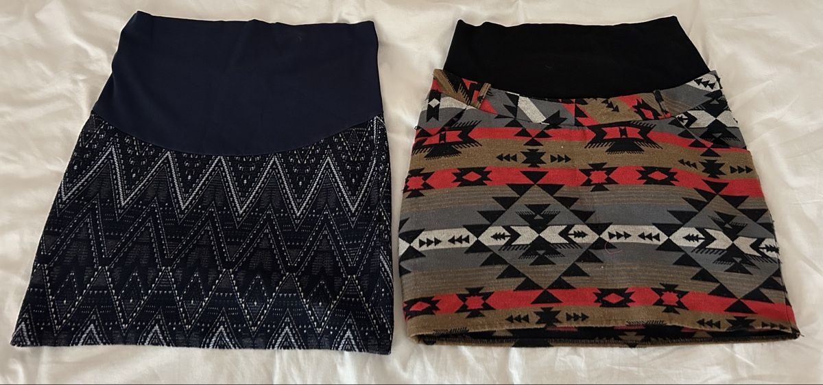 Gonne: Lot de 2 jupes de grossesse, taille S – Usato da St-Prex venduto da mar_f6t6