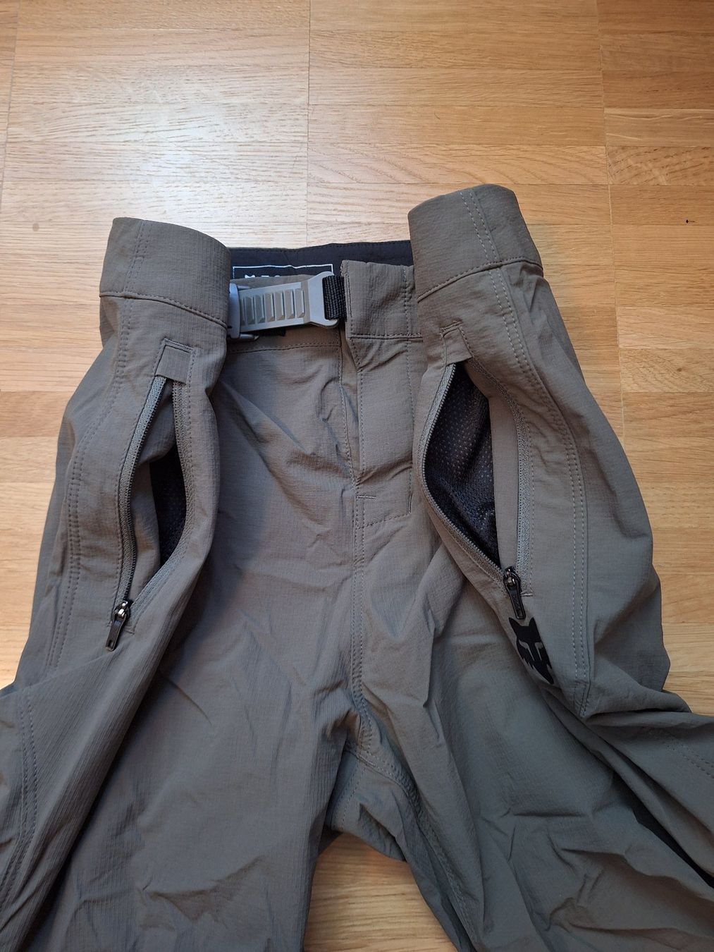 Fox Pantalons: Kinder MTB Hose Fox Ranger 160 cm – D'occasion à Wallisellen par jgronost 9
