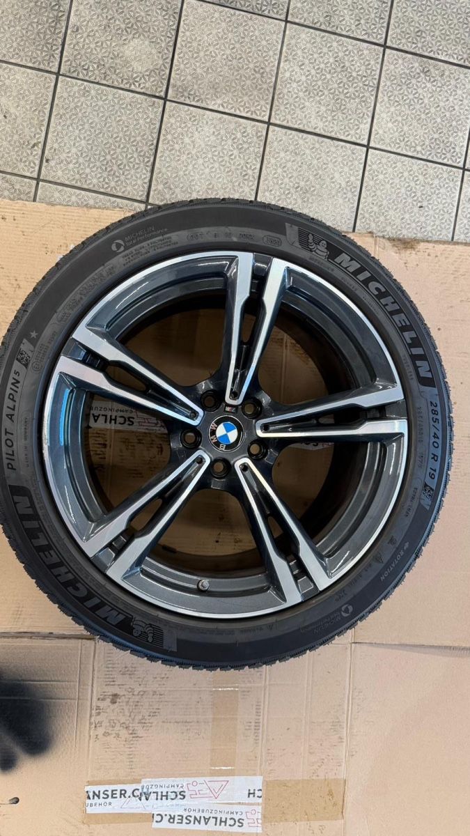 Pneumatici & Ruote complete: BMW M5 Winterkompletträder – Usato da Wattwil venduto da Mueller842 3