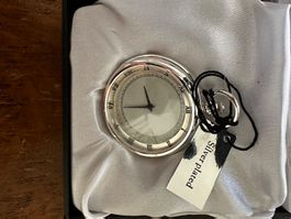 Elegante versilberte Taschenuhr – NEU