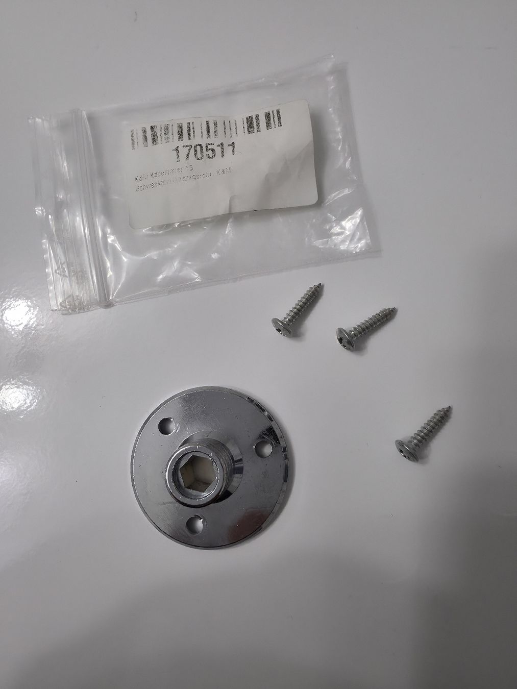 Mikrofone: Adam Hall Base Plate – Neu und originalverpackt aus Embrach von niz_8sff 3