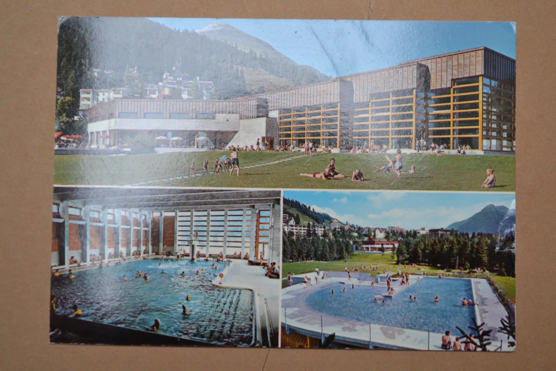 Cartoline postali: AK Davos GR Hallenbad – Usato da Beinwil am See venduto da kajak55