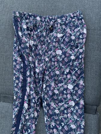 Sommerliche Blumenhose Gr. XL - luftig & leicht