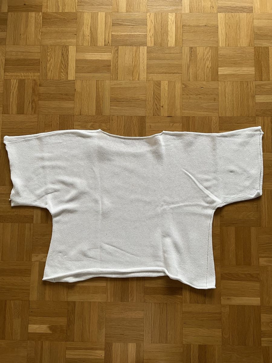 T-shirt: Weisses Shirt in Strickoptik – Usato da Dietikon venduto da Mischi2167 1