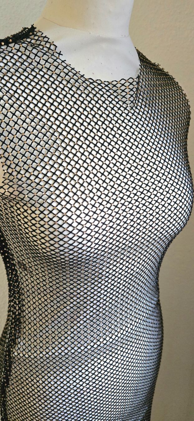 Zara Vestiti: Robe filet avec strass - neuve avec étiquette – Nuovo e nell'imballaggio originale da Genève venduto da Saleena 2
