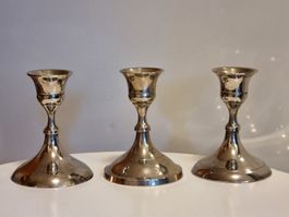 3er-Set Kerzenständer aus silberfarbenem Metall – ca. 9 cm