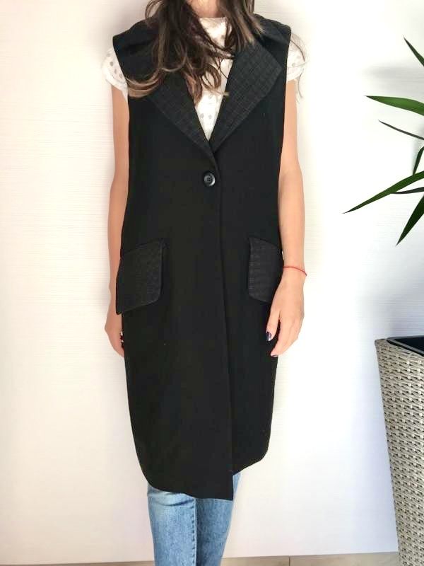 Mäntel: Wool vest M size – Gebraucht aus Barna von orbuyorcry