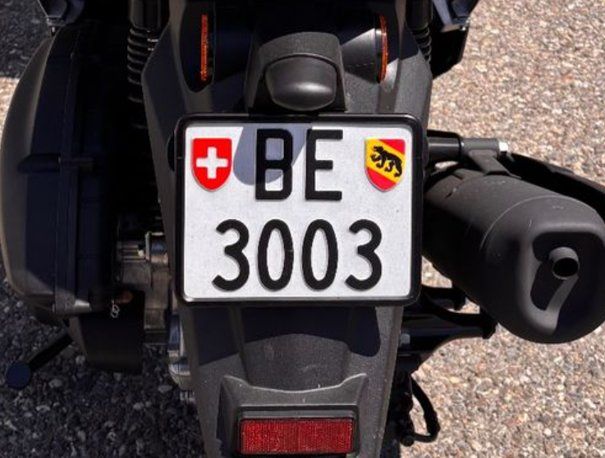 Ecriteaux: BE 3003 – Motorrad-Kontrollschild – D'occasion à Bern par Aero72