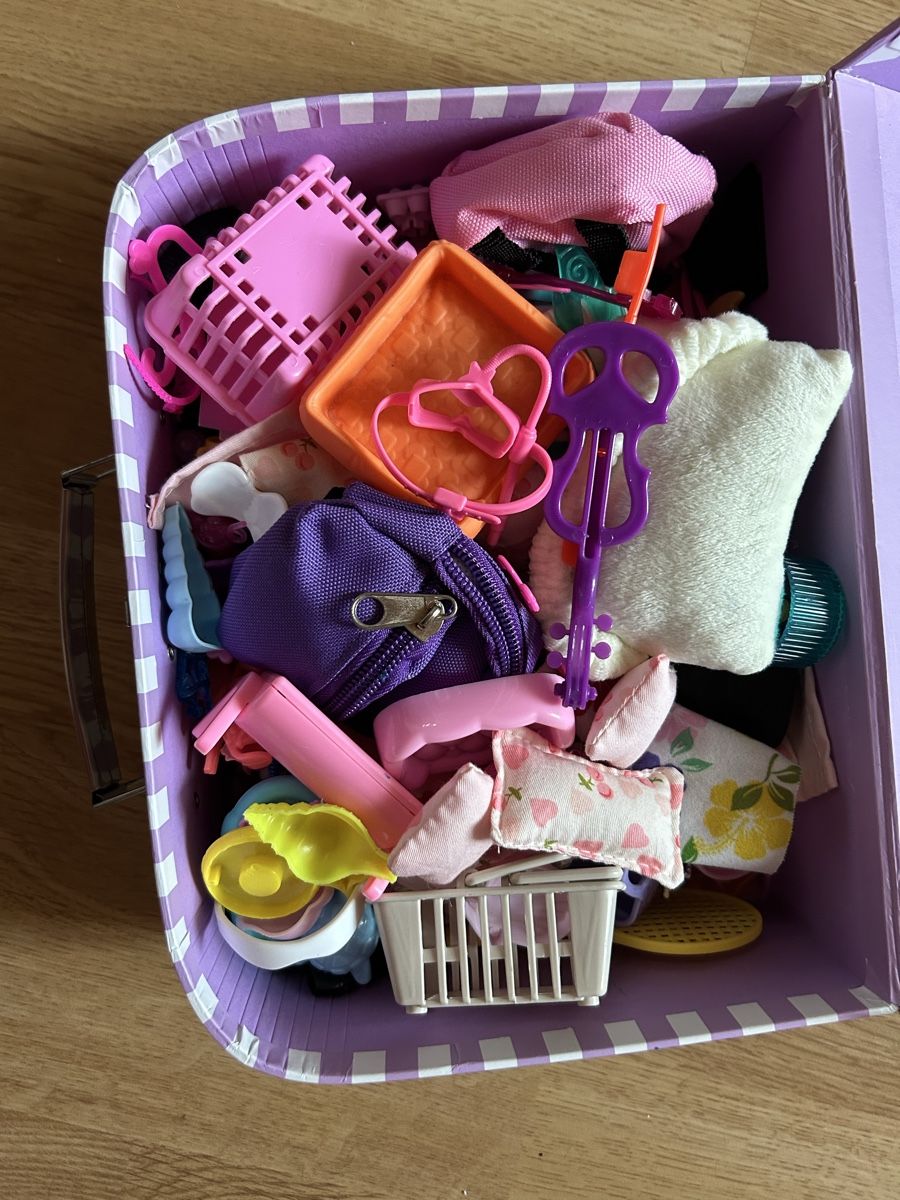 Puppen: Mega lot de barbie – Neu (gemäss Beschreibung) aus Couvet von ori_8sbk 5