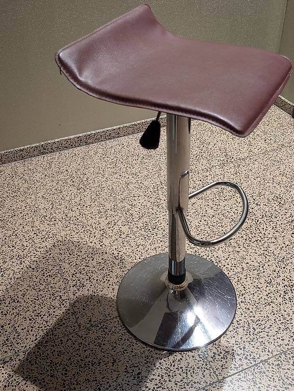 Hocker: 2 Barhocker – Gebraucht aus Zürich von joana_p 1
