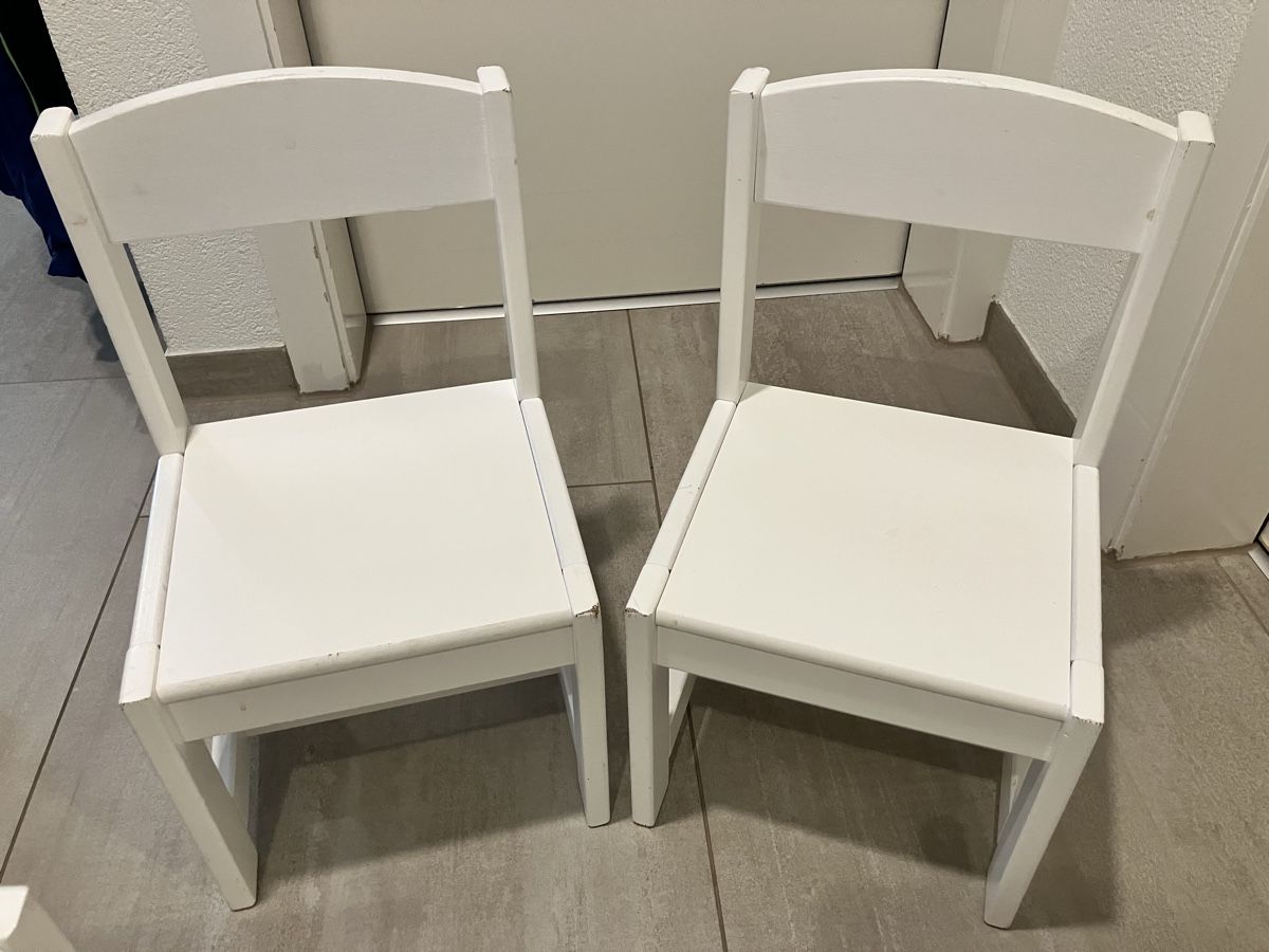 Pfister Set de table et chaises: Kindersitzgruppe mit 2 Stühlen & Sitzbank – D'occasion à Möriken AG par nagross 4