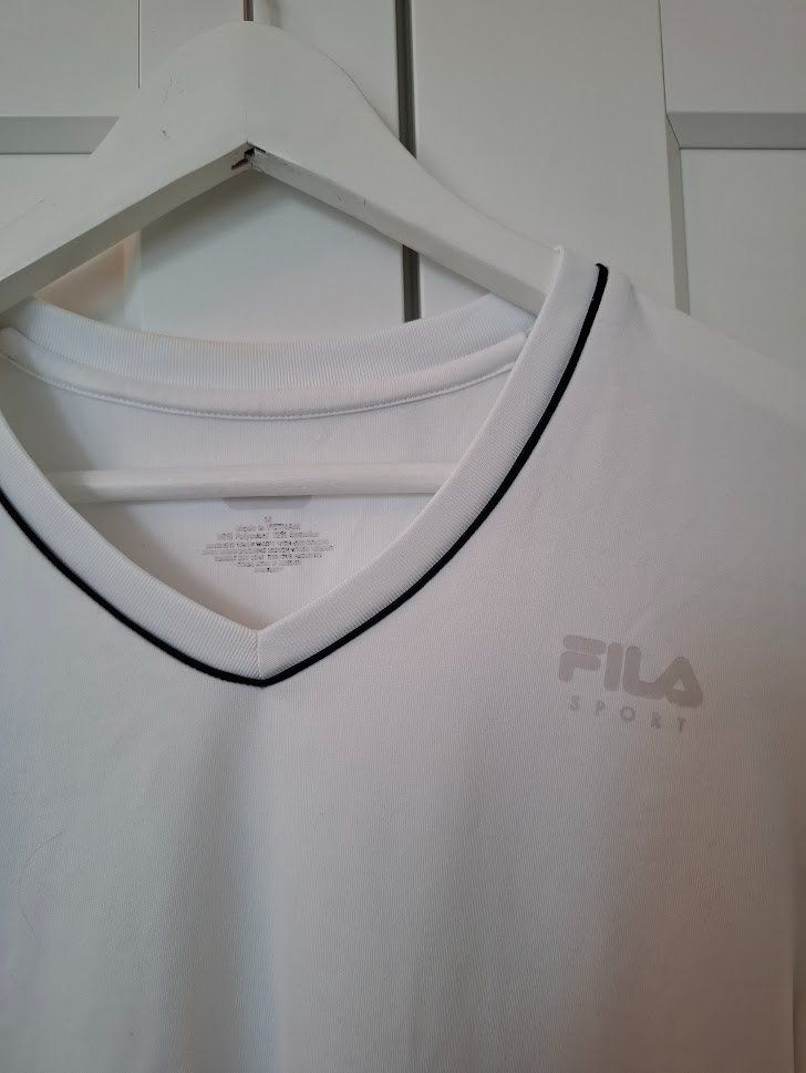 Fila T-Shirts: Fila Sportoberteil – Gebraucht aus Au ZH von zettel_zueri 1