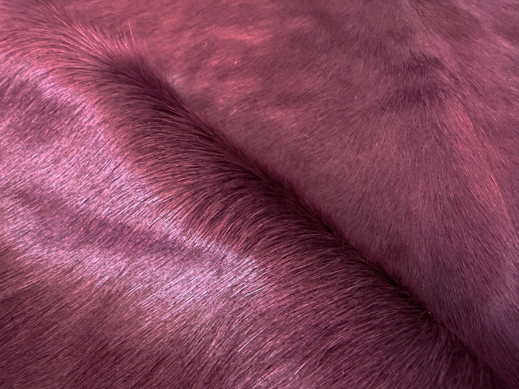 Tappeti: echtes Kuhfell Teppich Bordeaux – Nuovo e nell'imballaggio originale da Arbedo venduto da patagonialeatherrugs 3