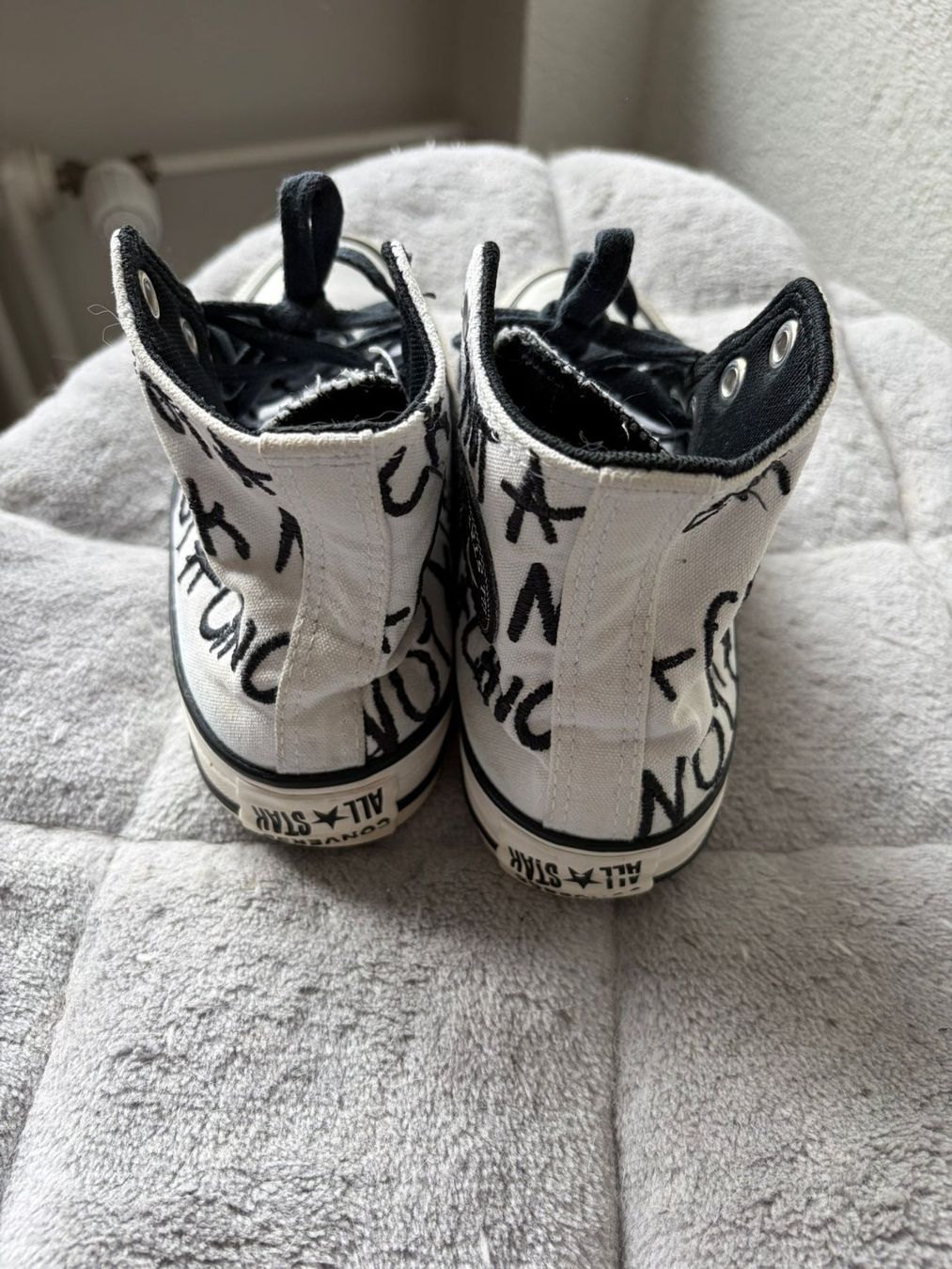 Converse Scarpe da donna: Converse All Star "Not A Chuck" – Usato da Frasnacht venduto da ele_gdd2 1