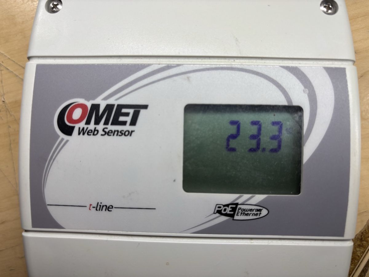 Misurare: COMET T0610 Web Sensor mit PoE – Ethernet Temperaturfühler – Usato da Studen BE venduto da Lioudmila
