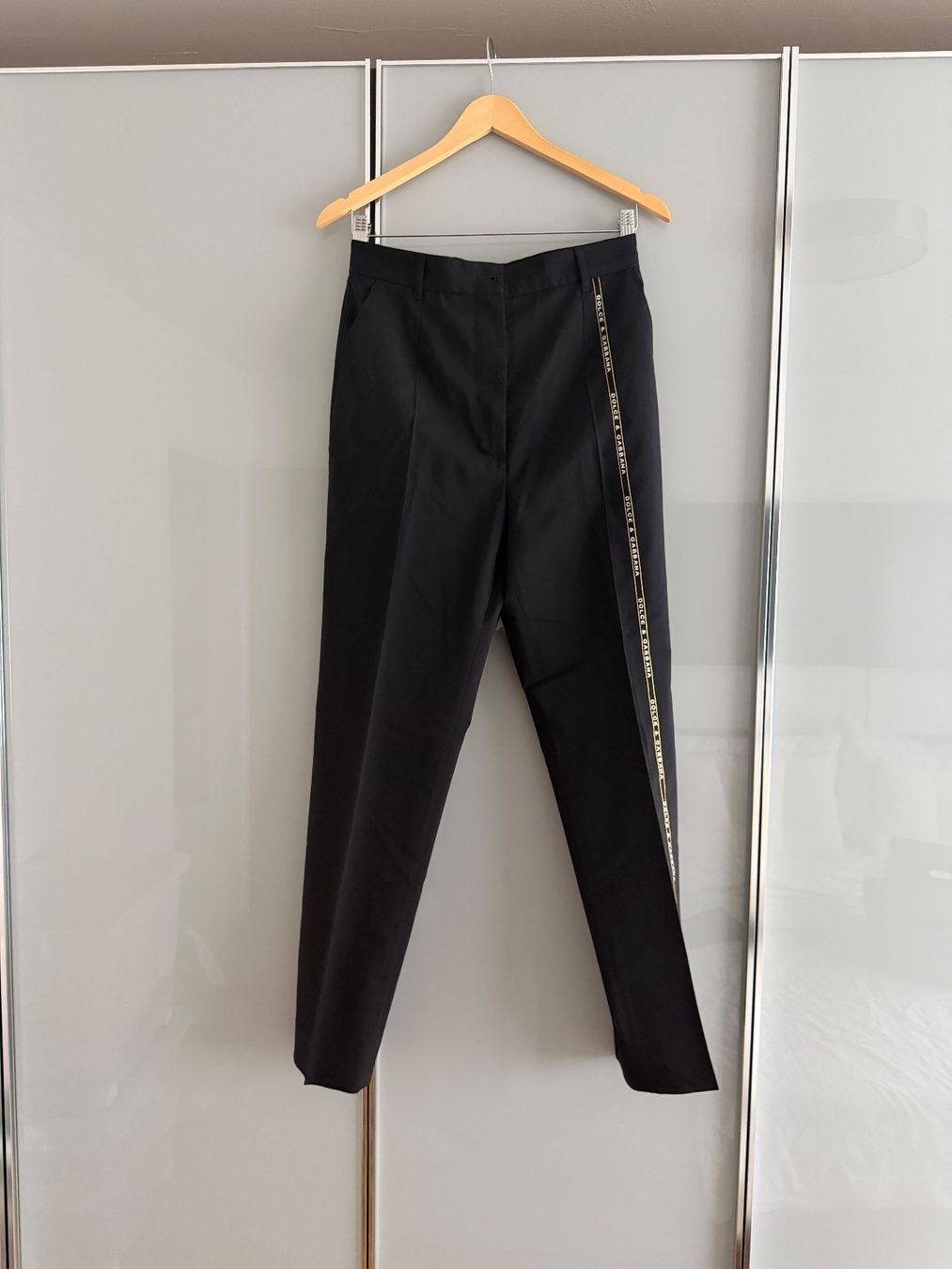Dolce & Gabbana Pantalons: Dolce & Gabbana Hose aus Wolle – D'occasion à Dübendorf par MariaS. 1