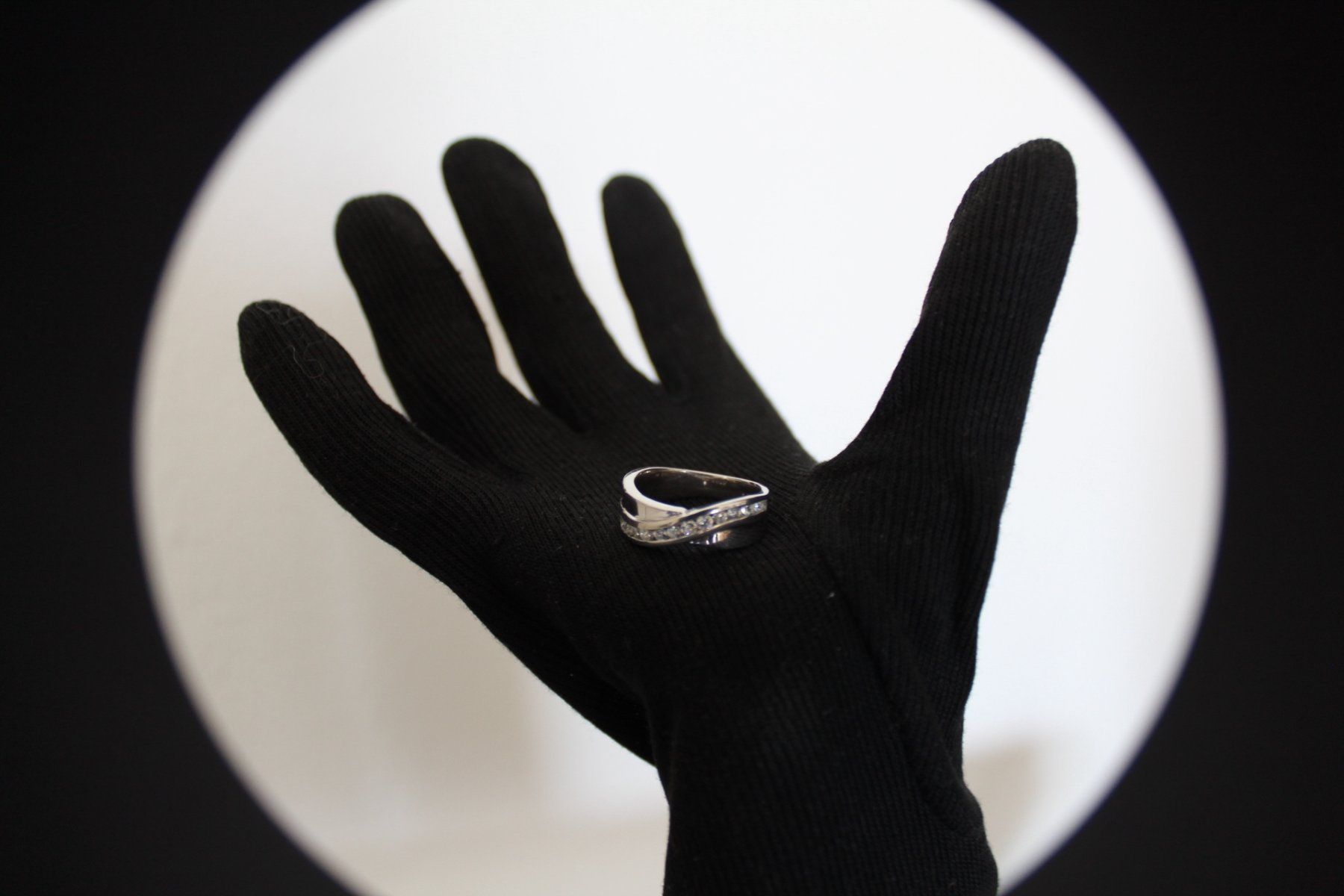Anelli: Ring mit Strasssteine 925 gepunzt , Gr.58-18.5 – Usato da Locarno venduto da madame-tus-sauds 3