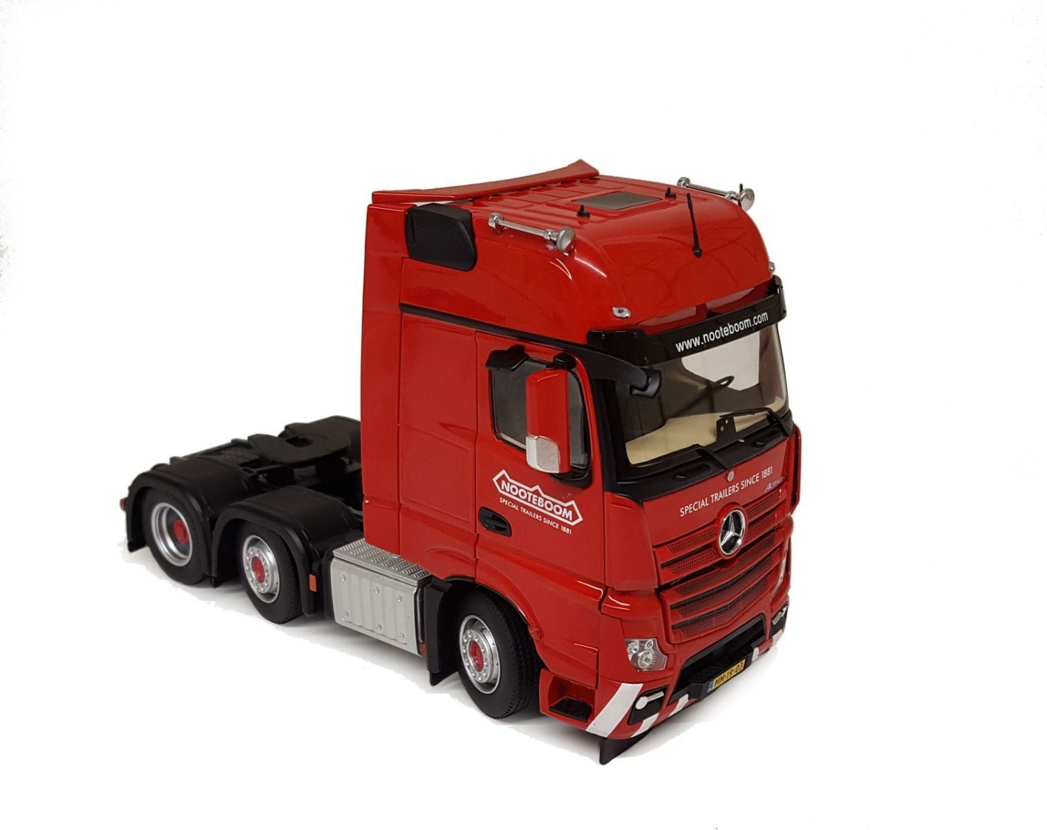 Kit di modellismo & Modellini statici: 1:32 MB Actros Gigaspace 6x2 Nooteboom – Nuovo e nell'imballaggio originale da Affoltern am Albis venduto da Modellshop-8910 2