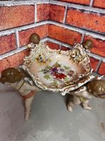 Antike Schale mit Putten Porzellan floral verziert