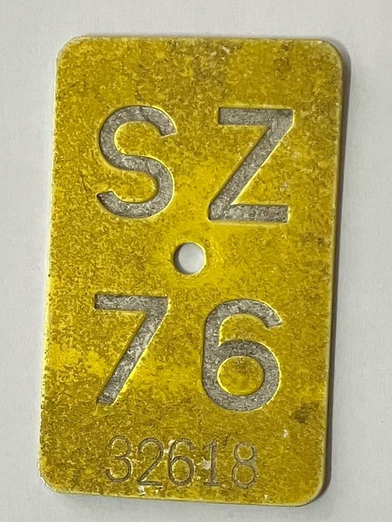 Insegne: SZ 76 - TÖFFLINUMMER - MOFASCHILD - PLAQUE DE MOFA - SZ 76 – Usato da Basel venduto da lagavulin02