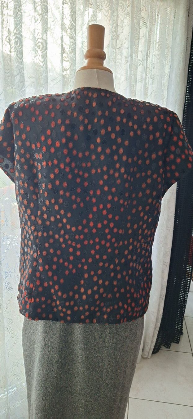 Camicette: Chemisier Vintage 40-42 – Usato da St-Triphon venduto da Jldr0 2