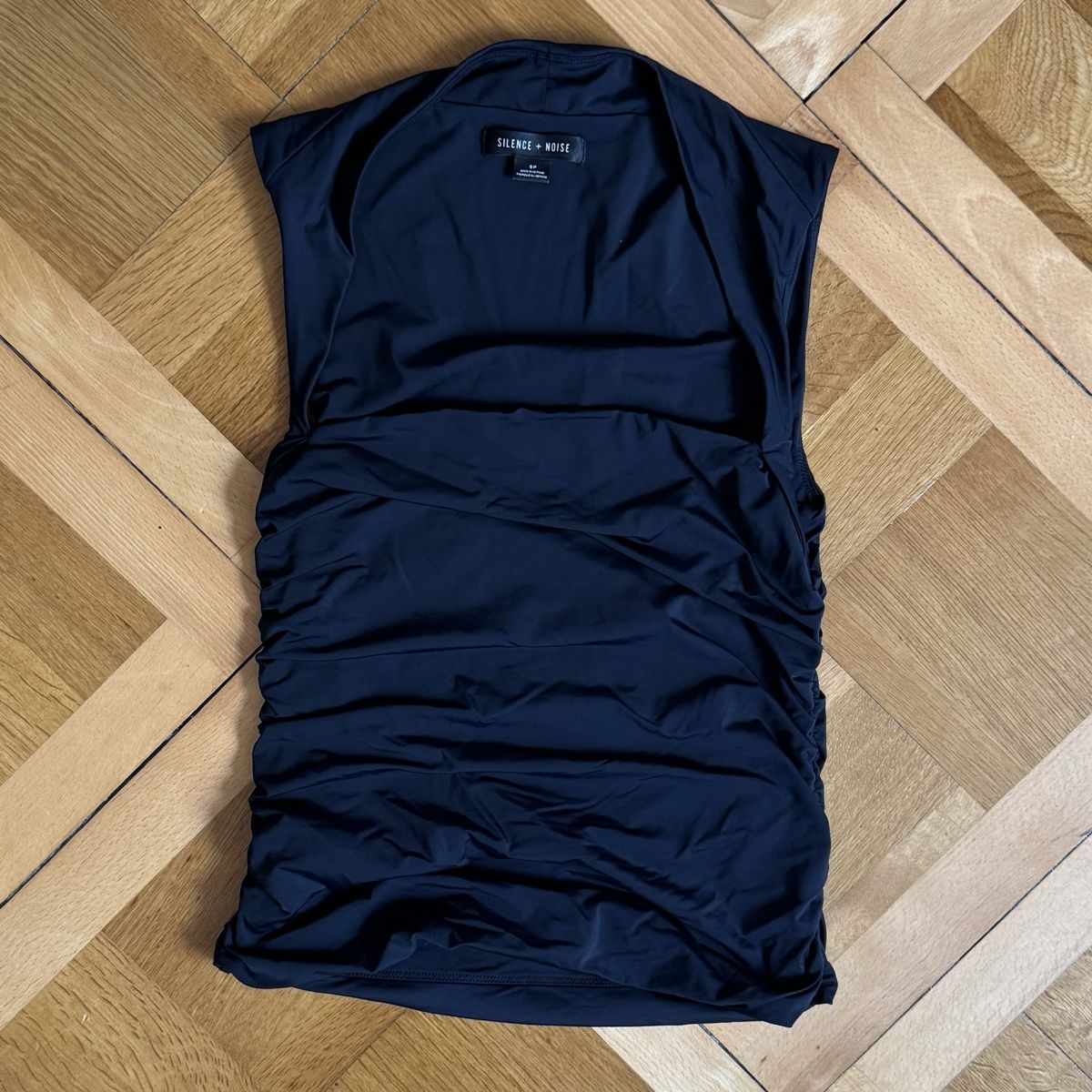 Tops: Silence + Noise Top schwarz Grösse S  – Gebraucht aus solothurn von mil_ja.t 2